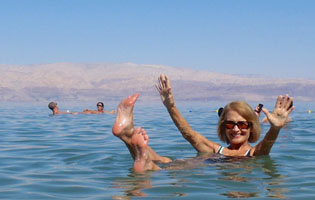 Susan's Story, Susan swimming in the dead sea