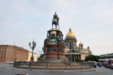 Photo from Susan's Story, a statue in St. Petersburg