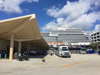 Photo from Susan's Story, The long lines at the cruise pier in Ft Lauderdale