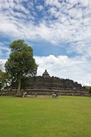 Header photo of Susan's Story, The largest Hindu temple in the world, Borobudur in central Java Indonesia